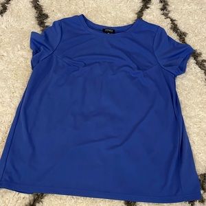 Cap sleeve with pleated back